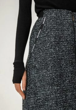 HELMIDGE Pullover Schwarz Femme -HELMIDGE Soldes Boutique e122a5d9da314ad18adfa8894f1cd684