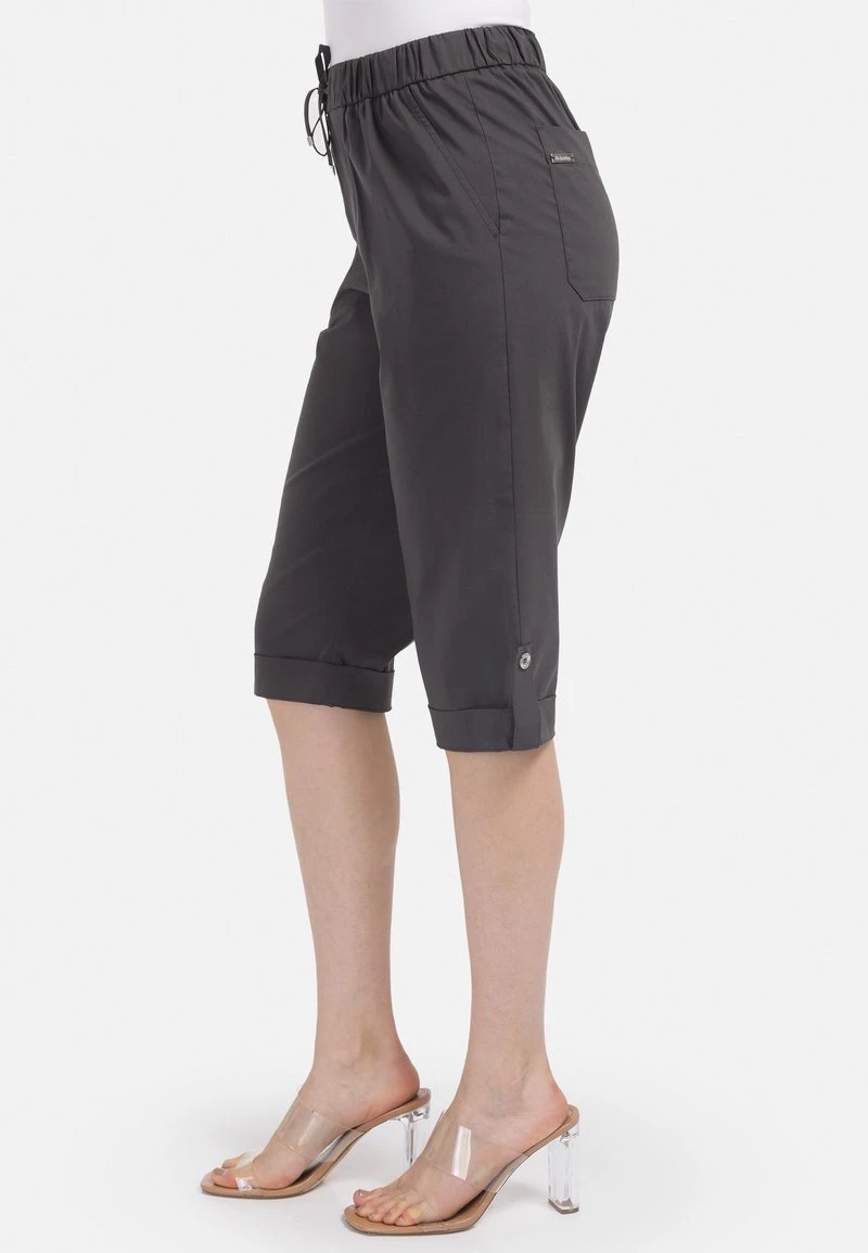 HELMIDGE Short Dunkel Khaki Femme 5 HELMIDGE Short Dunkel Khaki Femme – Image 3